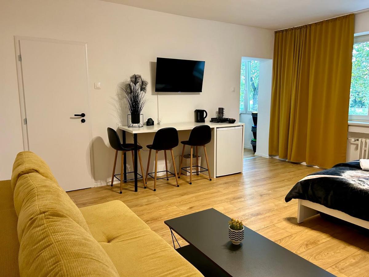 Studio Apartment Dandelion 브라티슬라바 외부 사진